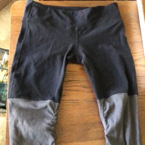 ALO goddess yoga pants